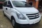 2017 Hyundai Grand Starex 2.5 GL MT (Super Express)-0