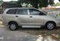 2011 Toyota INNOVA E. Diesel Manual. all ORIG. Brand new condition-4