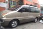 Well-kept Hyundai Starex GOLD 2005 for sale-1