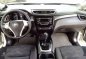 2015 Nissan Xtrail top of the line automatic-6