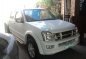 Isuzu D-max 4x4 Matic 2005 White For Sale -0