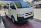 2016 Toyota Hiace commuter 30 D4D diesel engine-3