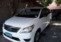 Toyota Innova 2013 Manual White For Sale -0