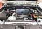 2017 Toyota Fortuner V 4x2 Automatic 9tkm casa maintained-6