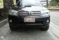 Well-maintained Toyota Fortuner V 2011 for sale-1