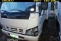 Isuzu Elf nkr 10ft close van LOCAL 2008-0