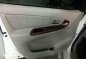 Toyota Innova V 2014 Captain Leather Seat Pearl White vs Fortuner MUX-6