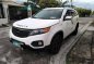 Kia Sorento 2012 4x2 Diesel AT White For Sale -5