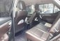 Toyota Fortuner 2016 V 4x2 Automatic Diesel Leather Nice-6