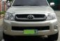 Toyota Hilux 2009 4x2 manual  For sale-0
