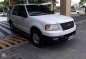 2004m Ford Expedition XLT AT White For Sale -1