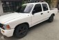 Toyota Hilux Pick-up 4x2 2001 White For Sale -1