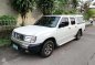 Nissan Frontier 2007 MT 2.7S White For Sale -0