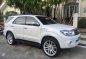Toyota Fortuner 2005 2.7 G AT White For Sale-0