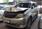 Toyota Fortuner V 2014 for sale-3