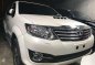 2016 Toyota Fortuner 2.5V 4x2 Automatic Pearl White-0