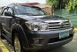 Selling my Toyota Fortuner 2009 A/T-4