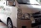 2015 Toyota Grandial GL 2.5 Dsl MT 2 tone Pearl White Beige-1