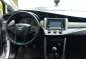 Toyota Innova J 2.8 E Look 2017  for sale -5