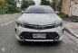 2016s Toyota Camry 35 V6 New Look Top of the Line-2