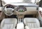 Toyota Innova V "Top of the line" 2014-8