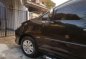 Toyota Innova G 2010 Black MT Diesel-2