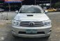 2010 Toyota Fortuner V 4x4 FOR SALE-1