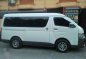 Toyota HIACE GL polar white 2014-5