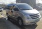 SELLING HYUNDAI Grand Starex 2010 mt-2