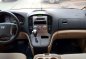 2009 Hyundai starex -automatic transmission -diesel-4