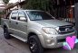 Rush sale Toyota Hilux E 4x2 2009mdl-1