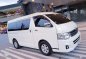 Toyota Super Grandia VAN AT 2014 (VERY FRESH)-1