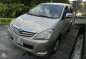 2010 Toyota Innova G  top of the line-4