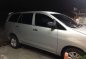 Toyota Innova E 2013 first onwed -1