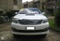 For sale only 2014 Toyota Fortuner V 4X2 Diesel Automatic-3