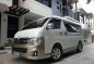 2014 Toyota Hiace super grandia AT -2