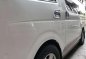2014 Toyota Hiace super grandia AT -9