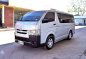 2015 Toyota Hi Ace Commuter 918t Nego Batangas -1