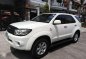 TOYOTA Fortuner 2010 Diesel automatic excellent condition-3