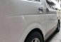 2014 Toyota Hiace super grandia AT-6