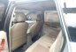 Toyota Innova G 2009 Top of d line-2