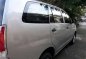 2011 Toyota Innova E 2.0 vvti Gasoline -5