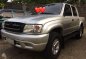 RUSH !!! Toyota Hilux SR-5 limited edition 4x4 2004 model-0