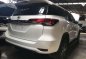 2016 Toyota Fortuner 2400V 4x2 Automatic Pearl White-2