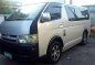 SELLING TOYOTA Hiace commuter 2007-0