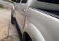 Selling Toyota Hilux G 4x4 Manual tranny 2012 -4