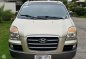 Hyundai Starex 2006 GRX body 309k negotiable upon viewing-2