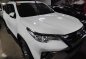 2018 Toyota Fortuner 2.4G 4x2 manual diesel newlook pearl white-0