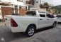 2017 Toyota Hilux white 17 mags manual-4