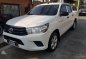 2017 Toyota Hilux white 17 mags manual-1